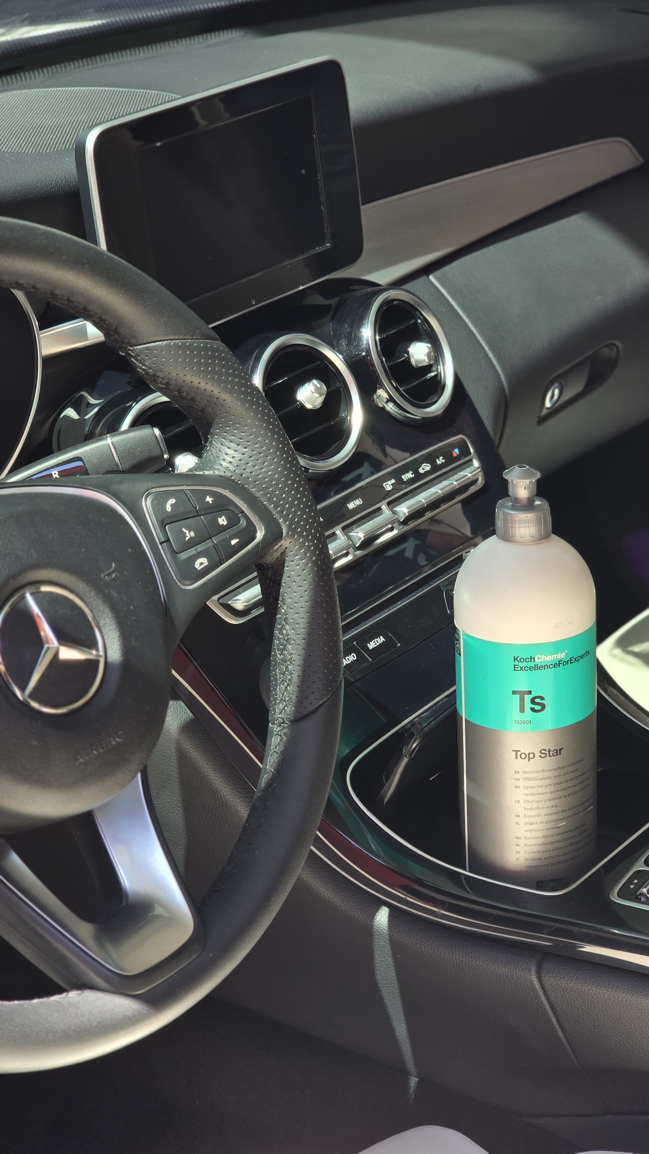 Com que frequência você realmente precisa higienizar o interior do seu carro?